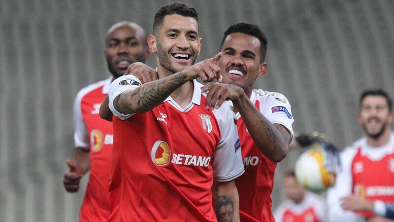 Участвовал в 40 играх Участвовал в 40 играх